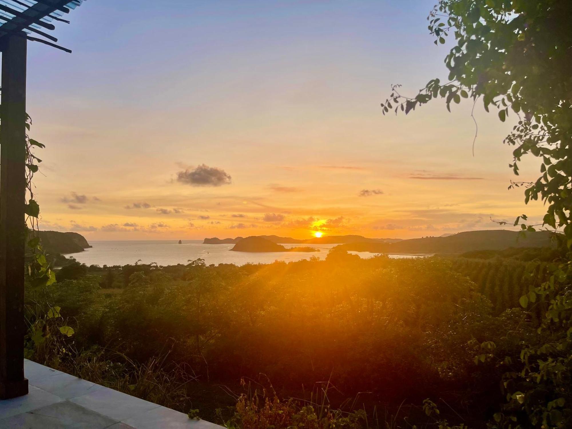 Lobster Bay Lombok Hotel Awang Exterior foto