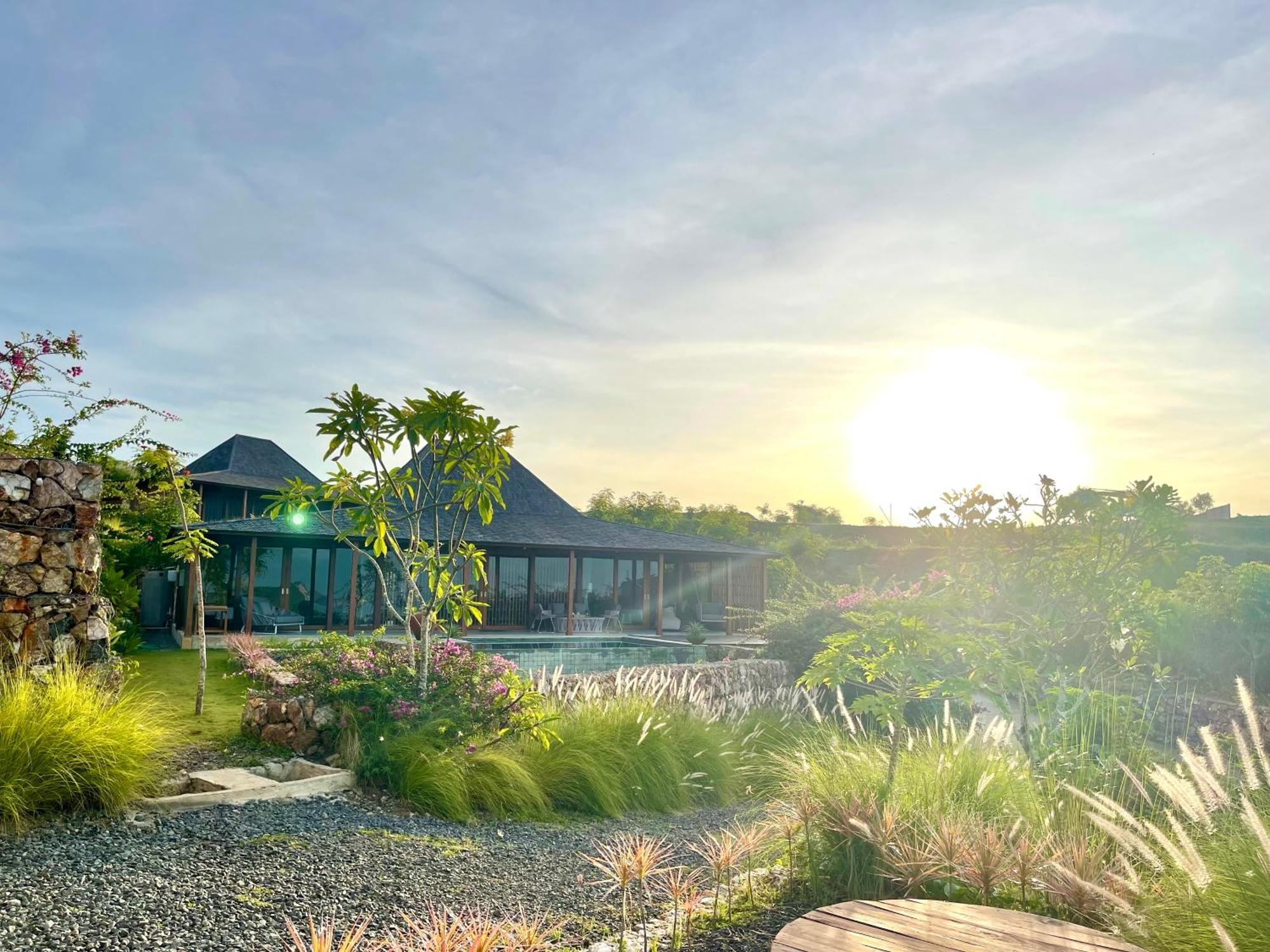 Lobster Bay Lombok Hotel Awang Exterior foto